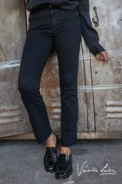 LE TEMPS DES CERISES Trompette By Véronika Loubry Jeans Noir N°0 8 LE TEMPS DES CERISES Trompette By Véronika Loubry Jeans Noir N°0 -Le Temps Des Cerises 212 jftromp0wblakve 0001 imaged3