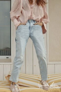 LE TEMPS DES CERISES Charpentier Boyfit By Véronika Loubry Jeans Bleu N°5 -Le Temps Des Cerises 221 jfcharpew1363ve 3001 imaged1