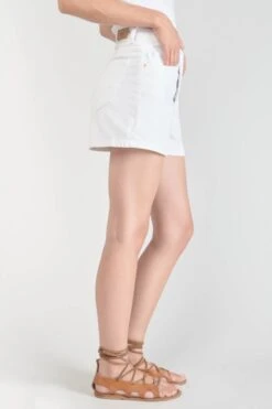 LE TEMPS DES CERISES Short Mosta En Jeans Blanc à Fermeture Asymétrique -Le Temps Des Cerises 221 jfmosta00wpig 1001 imaged4