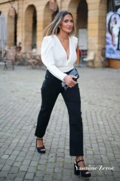 LE TEMPS DES CERISES COLLAB @YASMINE.ZEROC Amour 400/18 Mom Taille Haute 7/8ème Jeans Noir N°1 -Le Temps Des Cerises 222 jf418amow9115ys 0403 imaged1