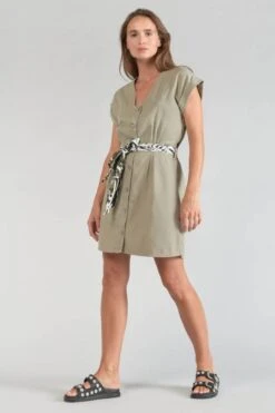 LE TEMPS DES CERISES Robe Eourres Kaki Clair